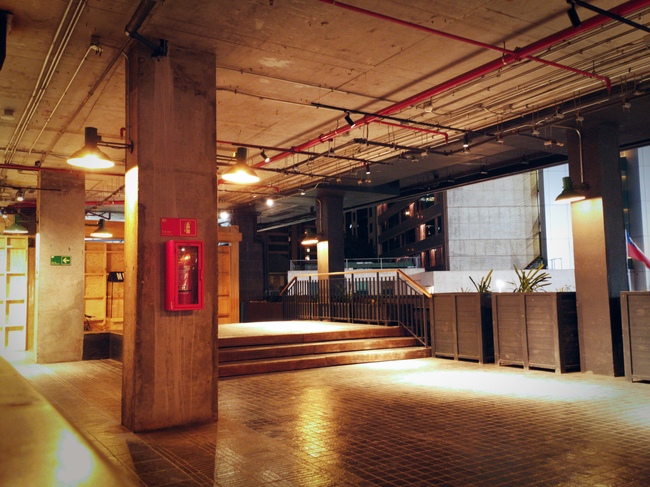 ../previews/021-022.jpg.medium.jpeg